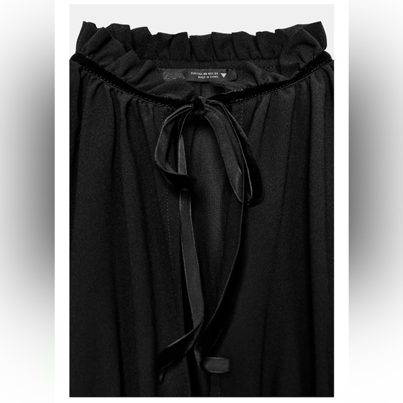 SOLD OUT - Picture 8 of 9